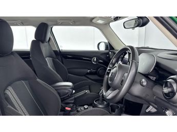 MINI Hatchback 2.0 Cooper S Classic 5dr Auto [Nav Pack] Petrol Hatchback