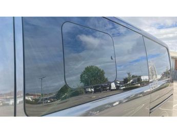 Ford Transit Custom 320 L1 Diesel Fwd 2.0 EcoBlue 170ps Low Roof D/Cab Limited Van A