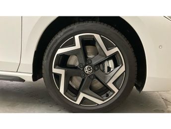 Volkswagen Passat 1.5 TSI eHybrid 272 R-Line 5dr DSG Estate