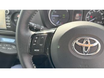 Toyota Yaris 1.5 Hybrid Icon Tech 5dr CVT Hybrid Hatchback