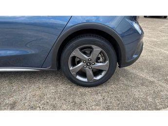 Ford Focus 1.0 EcoBoost 125 Active Auto 5dr Petrol Hatchback
