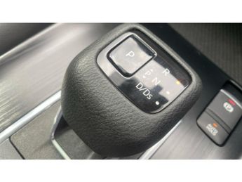 Nissan Qashqai 1.3 DiG-T MH 158 N-Connecta 5dr Xtronic Petrol Hatchback