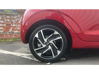 Hyundai i10 1.0 MPi Premium 5dr Auto Petrol Hatchback