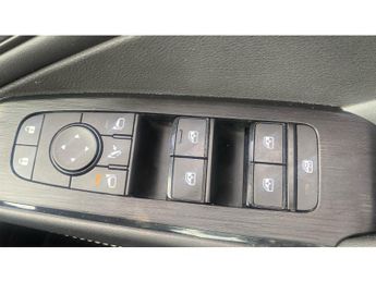 Nissan Qashqai 1.3 DiG-T MH 158 N-Connecta 5dr Xtronic Petrol Hatchback