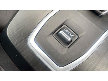 Nissan Qashqai 1.3 DiG-T MH 158 N-Connecta 5dr Xtronic Petrol Hatchback