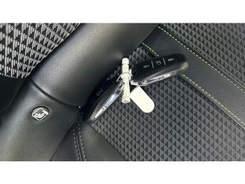 Peugeot 208 1.2 PureTech 100 GT 5dr EAT8 Petrol Hatchback