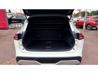 Nissan Qashqai 1.3 DiG-T MH 158 N-Connecta 5dr Xtronic Petrol Hatchback