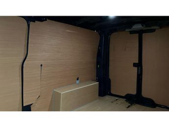 Volkswagen Transporter T32 Lwb Electric 160kW 65kWh Commerce Pro Van Auto