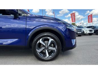 Nissan Qashqai 1.3 DiG-T MH 158 N-Connecta 5dr Xtronic Petrol Hatchback