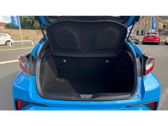 Toyota C-HR 1.8 Hybrid Dynamic 5dr CVT Hybrid Hatchback