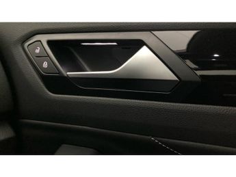 Volkswagen T-Roc 1.5 TSI R-Line 5dr DSG Petrol Hatchback