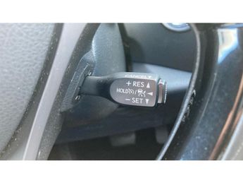 Toyota C-HR 1.8 Hybrid Design 5dr CVT Hybrid Hatchback