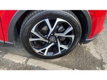 Toyota C-HR 1.8 Hybrid Design 5dr CVT Hybrid Hatchback