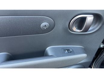 Hyundai INSTER 85kW 02 49kWh 5dr Auto Electric Hatchback