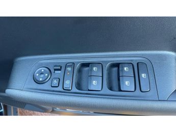 Hyundai INSTER 85kW 02 49kWh 5dr Auto Electric Hatchback