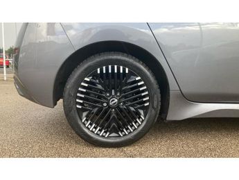 Nissan LEAF 110kW N-Connecta 39kWh 5dr Auto Electric Hatchback