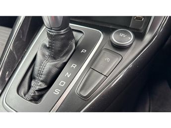 Ford Focus 1.5 EcoBoost Titanium 5dr Auto Petrol Hatchback