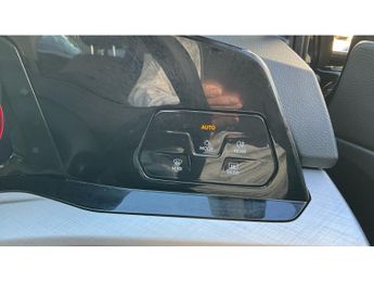 Volkswagen Golf 2.0 TDI Life 5dr DSG Diesel Hatchback