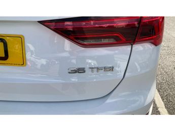Audi Q3 35 TFSI S Line 5dr S Tronic Petrol Estate