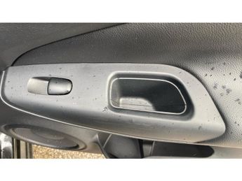 Nissan Juke 1.0 DiG-T 114 N-Connecta 5dr DCT Petrol Hatchback