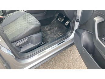 Volkswagen T-Roc 1.5 TSI R-Line 5dr DSG Petrol Hatchback