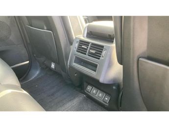 Land Rover Discovery 3.0 D300 R-Dynamic SE 5dr Auto Diesel Station Wagon