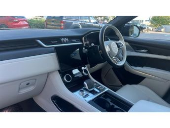 Jaguar F-Pace 2.0 D200 R-Dynamic HSE Black 5dr Auto AWD Diesel Estate