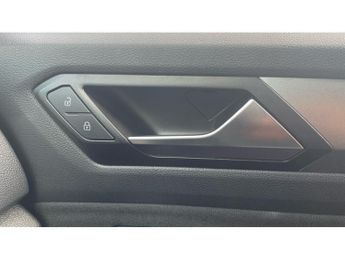 Volkswagen T-Roc 1.5 TSI EVO Active 5dr DSG Petrol Hatchback