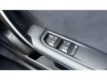 MG MG4 125kW SE EV 51kWh 5dr Auto Electric Hatchback