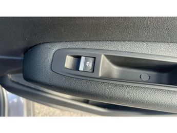 Renault Captur 1.6 E-Tech full hybrid 145 Techno 5dr Auto Hybrid Hatchback