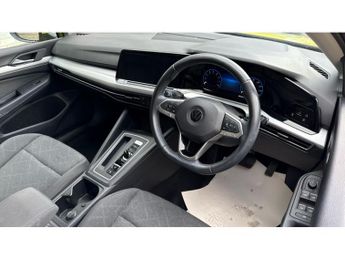Volkswagen Golf 1.5 eTSI 150 Life 5dr DSG Petrol Hatchback