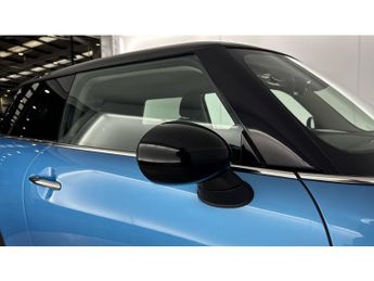 MINI Hatchback 1.5 Cooper Classic II 3dr Auto Petrol Hatchback