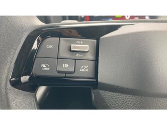 Vauxhall Combo Life 100kW Design XL 52kWh 5dr Auto [7 Seat] Electric Estate