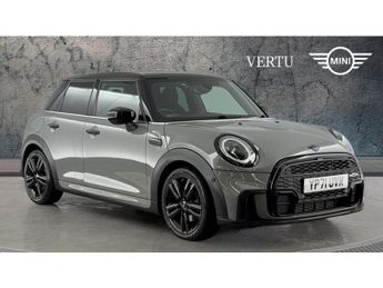 MINI Hatch 1.5 Cooper Sport 5dr [Comfort/Nav Pack] Petrol Hatchback