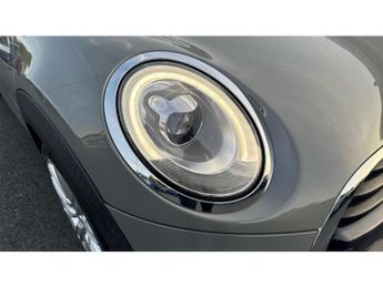 MINI Hatchback 1.5 Cooper 5dr Auto Petrol Hatchback