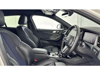 BMW 1 Series 118i [136] M Sport 5dr Step Auto [LCP/Pro pk] Petrol Hatchback