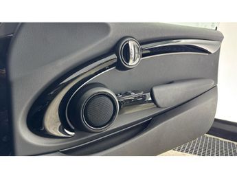 MINI Hatchback 1.5 One Classic 3dr Auto [Comfort/Nav Pack] Petrol Hatchback
