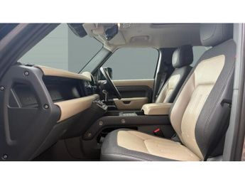 Land Rover Defender 3.0 D300 X-Dynamic HSE 110 5dr Auto Diesel Estate