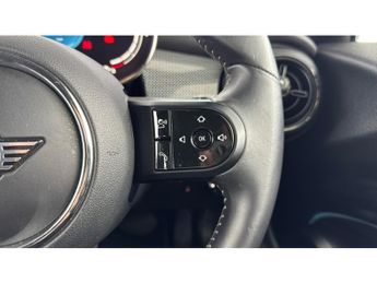 MINI Hatchback 1.5 Cooper Exclusive 3dr Auto Petrol Hatchback