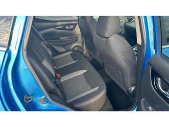 Nissan Qashqai 1.3 DiG-T 160 [157] N-Connecta 5dr DCT Glass Roof Petrol Hatchba