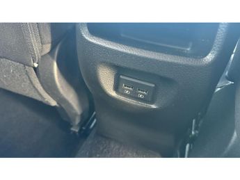 Nissan Qashqai 1.3 DiG-T 160 [157] N-Connecta 5dr DCT Glass Roof Petrol Hatchba