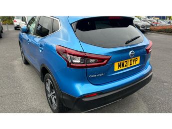 Nissan Qashqai 1.3 DiG-T 160 [157] N-Connecta 5dr DCT Glass Roof Petrol Hatchba