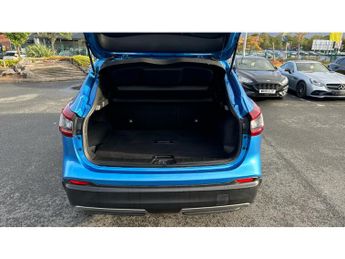 Nissan Qashqai 1.3 DiG-T 160 [157] N-Connecta 5dr DCT Glass Roof Petrol Hatchba