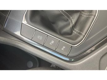 Volkswagen Tiguan 2.0 TDI R-Line 5dr DSG Diesel Estate