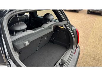 MINI Hatchback 135kW Cooper S Level 2 33kWh 3dr Auto Electric Hatchback