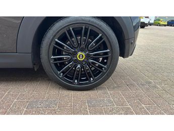 MINI Hatchback 135kW Cooper S Level 2 33kWh 3dr Auto Electric Hatchback