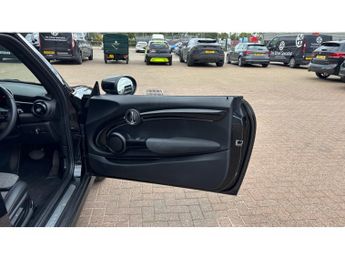 MINI Hatchback 135kW Cooper S Level 2 33kWh 3dr Auto Electric Hatchback