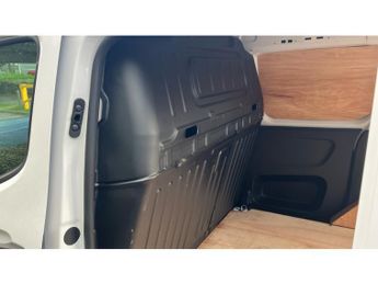 Peugeot Partner E-Standard 800 100kW 50kWh Professional Premium + Van Auto