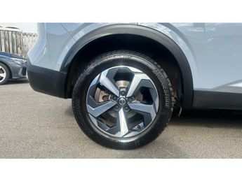 Nissan Qashqai 1.3 DiG-T MH 158 N-Connecta 5dr Xtronic Petrol Hatchback