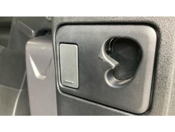 Land Rover Defender 90 Diesel 3.0 D250 Hard Top SE Auto